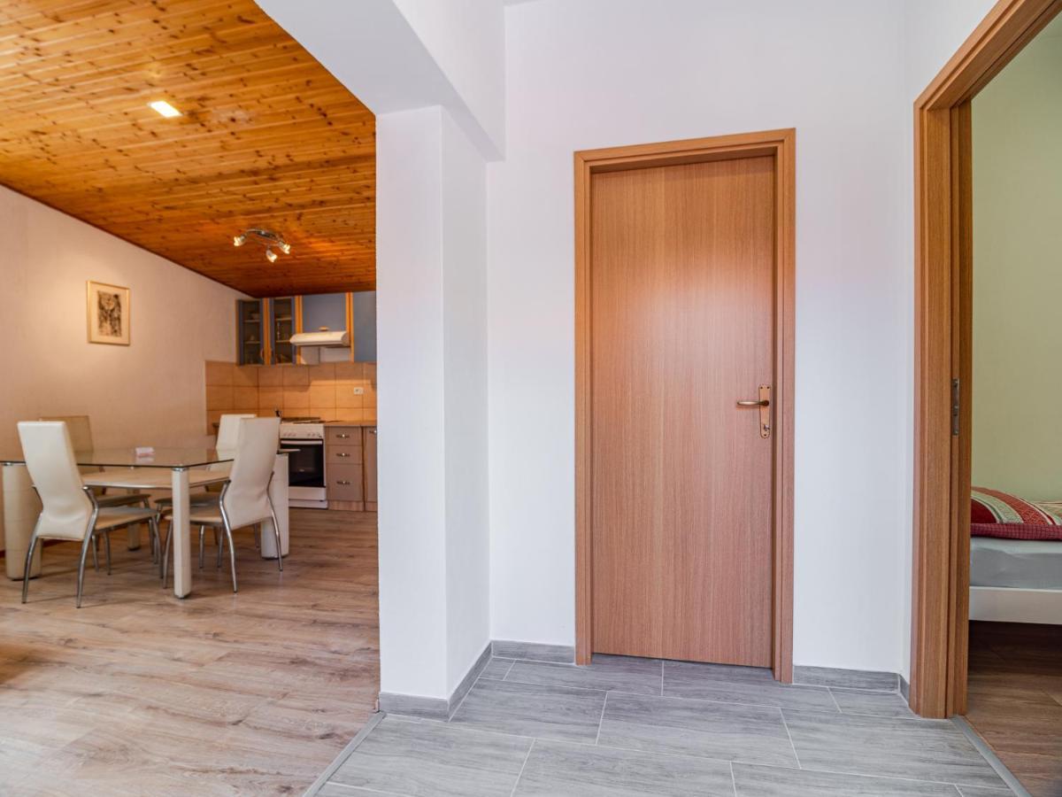 Apartmani Arijana เมดูลิน ภายนอก รูปภาพ