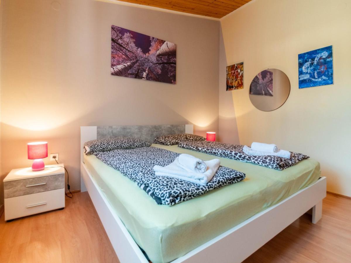 Apartmani Arijana เมดูลิน ภายนอก รูปภาพ