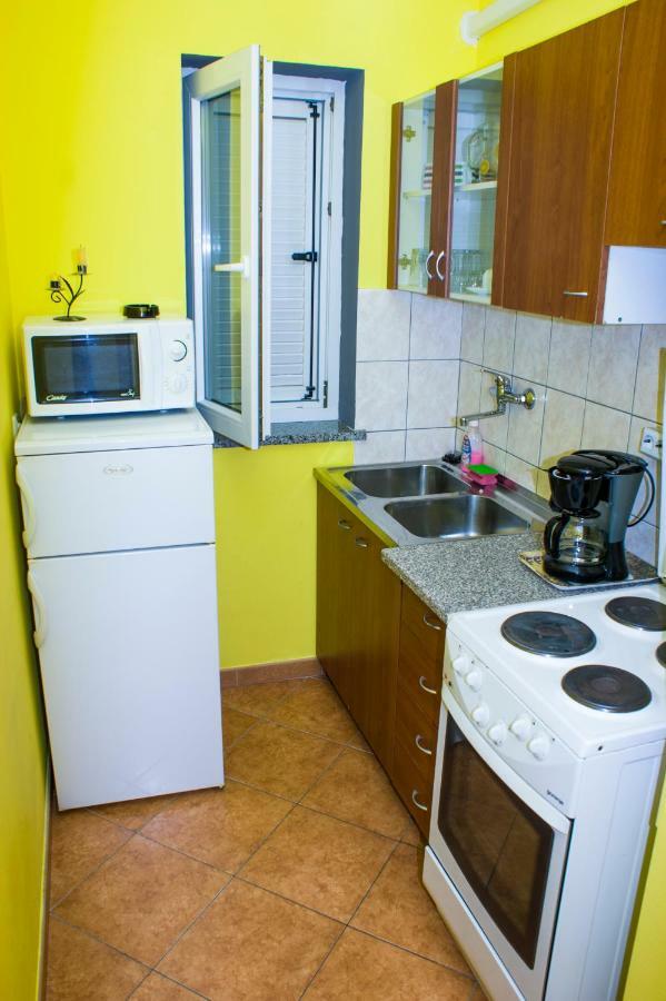 Apartmani Arijana เมดูลิน ภายนอก รูปภาพ